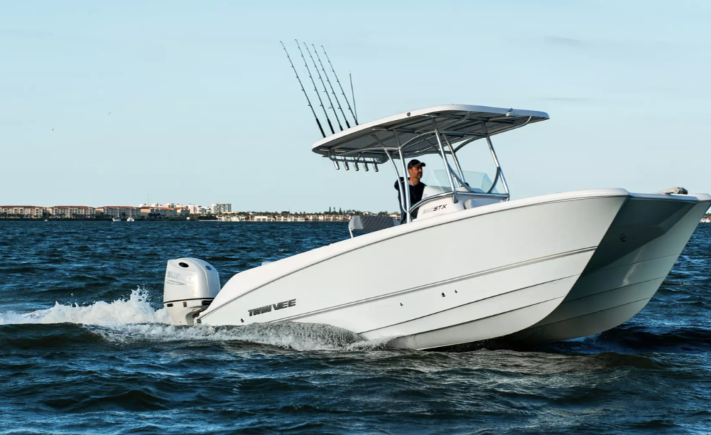 Twin Vee 240 STX Center Console